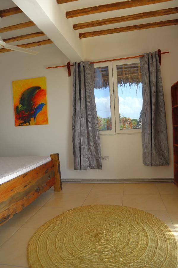 Holiday Time Bungalows Zanzibar มาเทมวu ภายนอก รูปภาพ