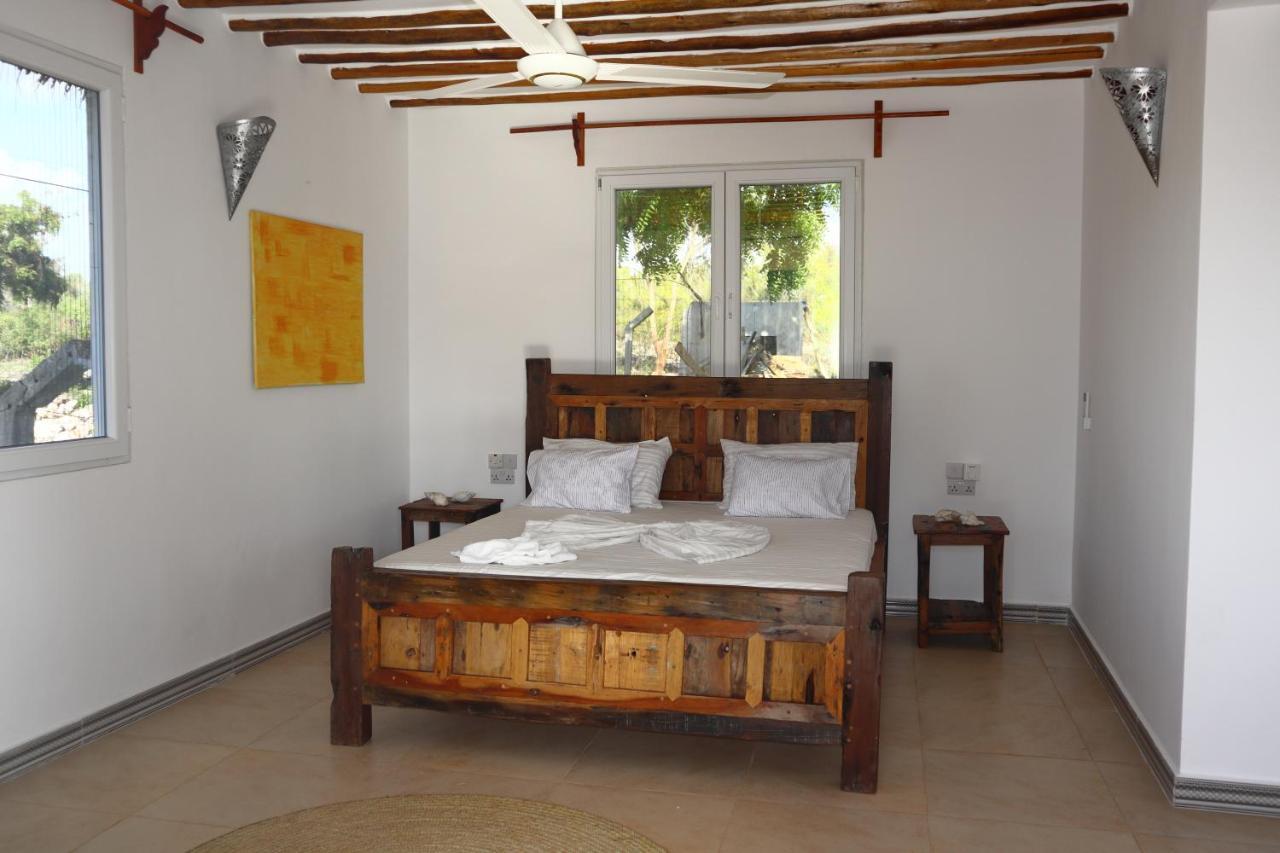 Holiday Time Bungalows Zanzibar มาเทมวu ภายนอก รูปภาพ