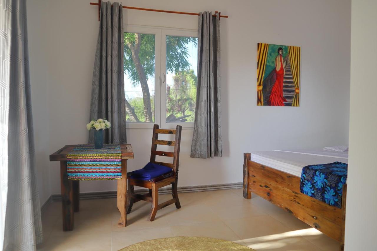 Holiday Time Bungalows Zanzibar มาเทมวu ภายนอก รูปภาพ