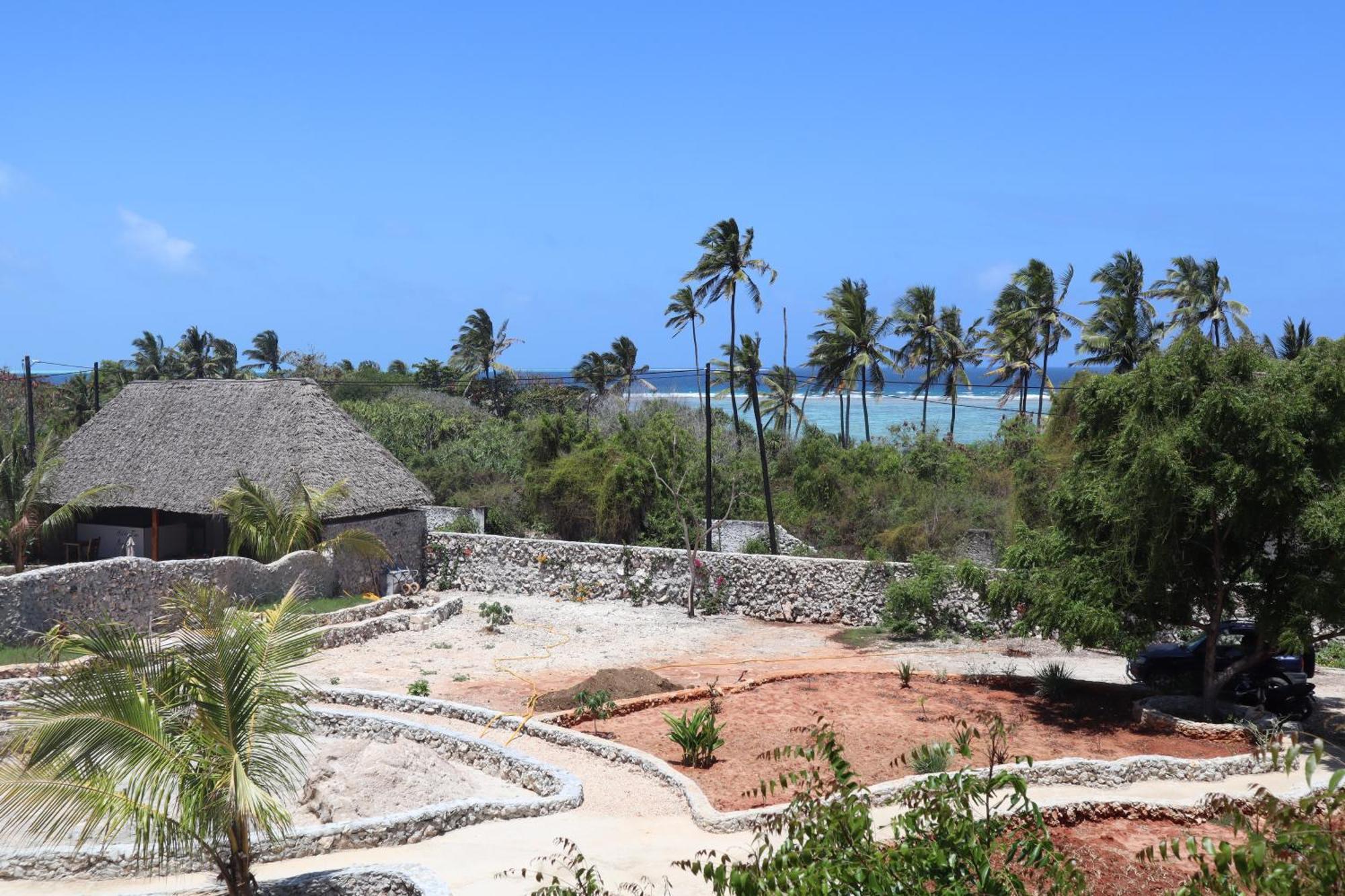 Holiday Time Bungalows Zanzibar มาเทมวu ภายนอก รูปภาพ